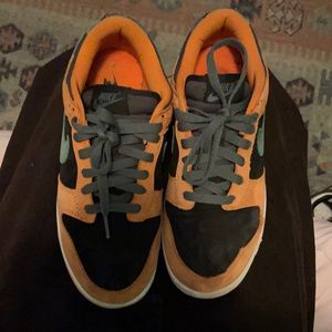 UA nike dunk ceramic size 7.5